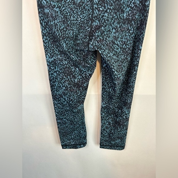 Lululemon Wunder Under Crop Size 6 Illuminate Multi Black High Rise Luxtreme 21” - Picture 7 of 8